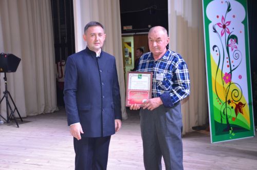 Авыл хезмәтчәннәре бәйрәме