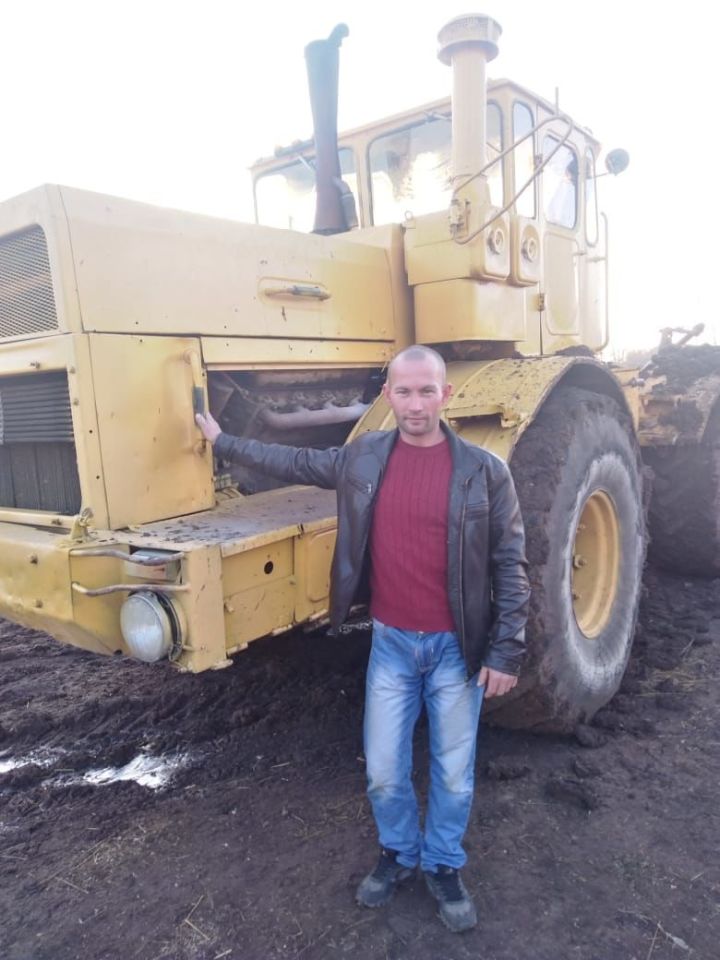 Молодой фермер Олег Шабалкин получил самый высокий урожай в республике