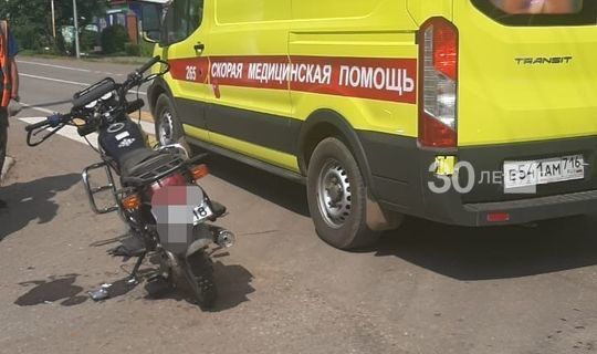 В Агрызе легковушка протаранила мотоцикл, есть пострадавшие (ФОТО)