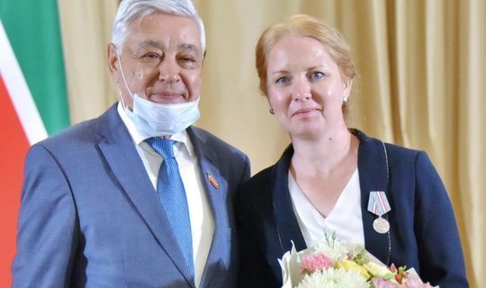 Наша землячка Эльвира Ахметова награждена медалью "За доблестный труд"