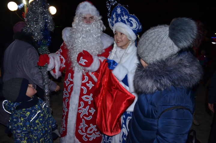Состоится традиционный парад Дедов Морозов