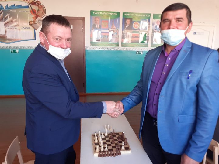Кадыбаш мәктәбендә шахмат зонасы ачылды