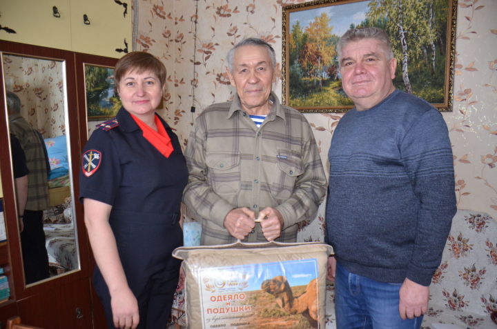 Ветерану МВД Сагиту Исмагилову исполнилось 80 лет
