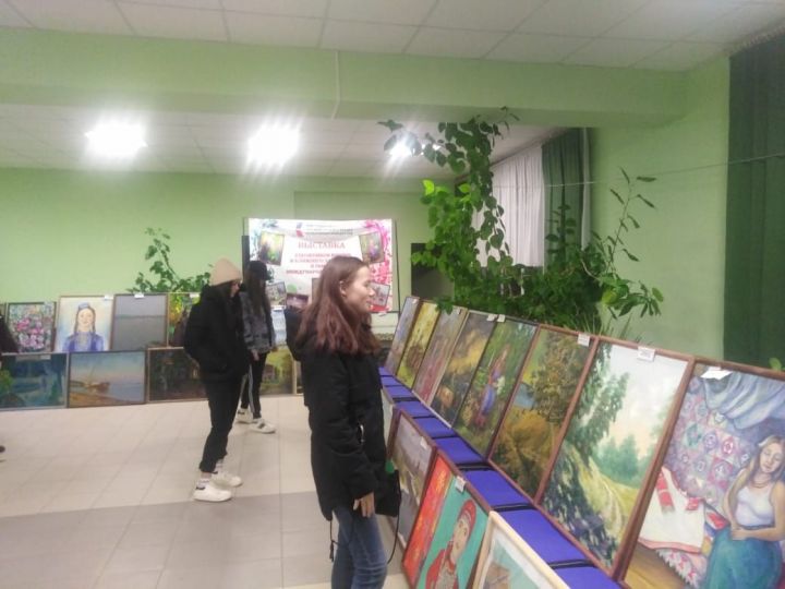 В Агрызском районе завершились выставки художников