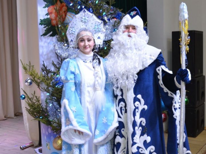 Минтруд: Татарстанцы в новогодние каникулы будут отдыхать с 1 по 8 января