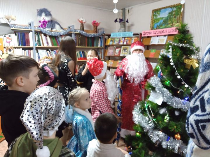 В центральной детской библиотеке прошел новогодний праздник