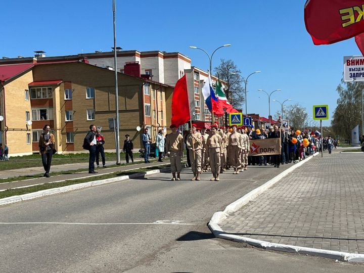 Рекордные три тысячи человек приняли участие в акции "Бессмертный полк" в Агрызе