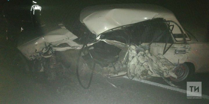 Пять человек пострадали в ночном ДТП в Татарстане