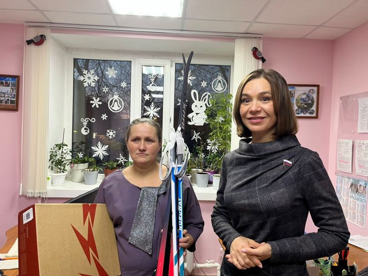 В «Единой России» поддержали многодетную соцработницу из Агрыза