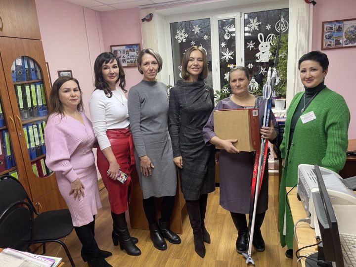 Альфия Когогина исполнила мечту социального работника Альбины Ишпаевой в Агрызском районе