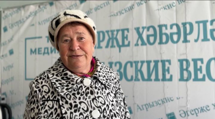 Клара Безбородова: Сама лично раздаю газету «Агрызские вести» каждую пятницу