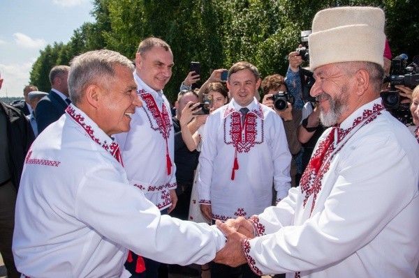 Ирина Осипова и Александр Ишпаев поблагодарили за помощь в проведении праздника «Семык-2023»