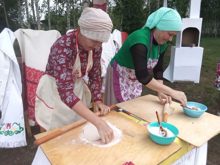 В Янга Ауле прошел праздник «Лапша невестки»