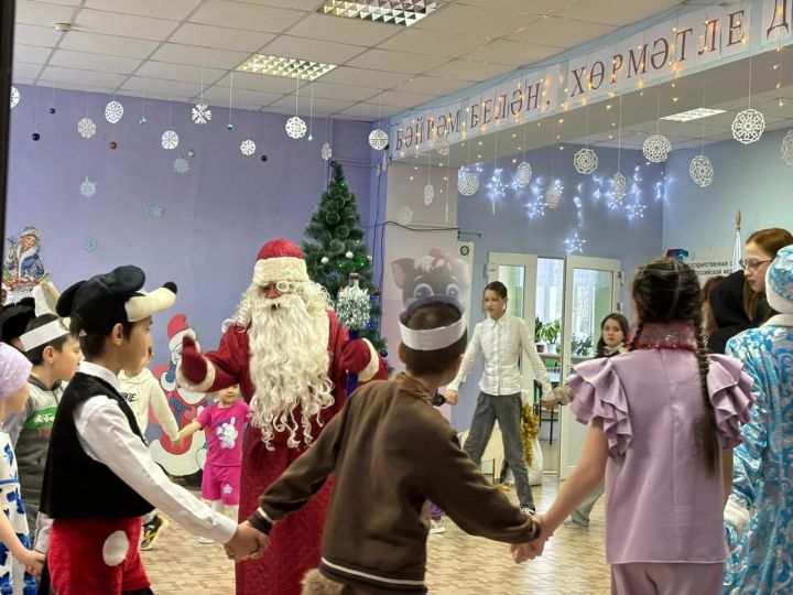 Девятерня Кыш бабае райондашларны Яңа ел белән котлый ВИДЕО