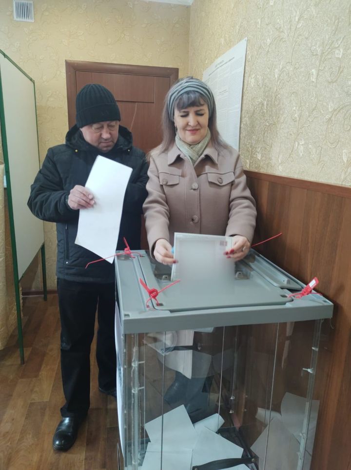 Начальник управления образования Агрызского района: «Очень важно прийти на участки и проголосовать - выбрать наше будущее»