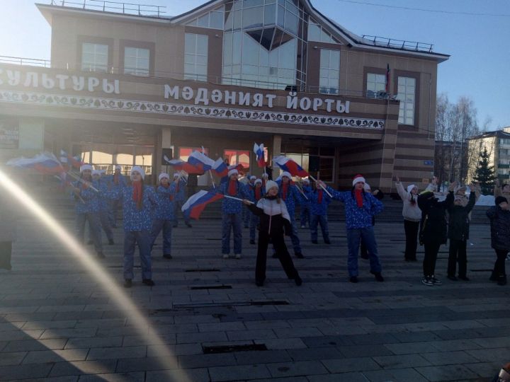В Агрызе прошел концерт, посвященный 10-летию воссоединения Крыма и России