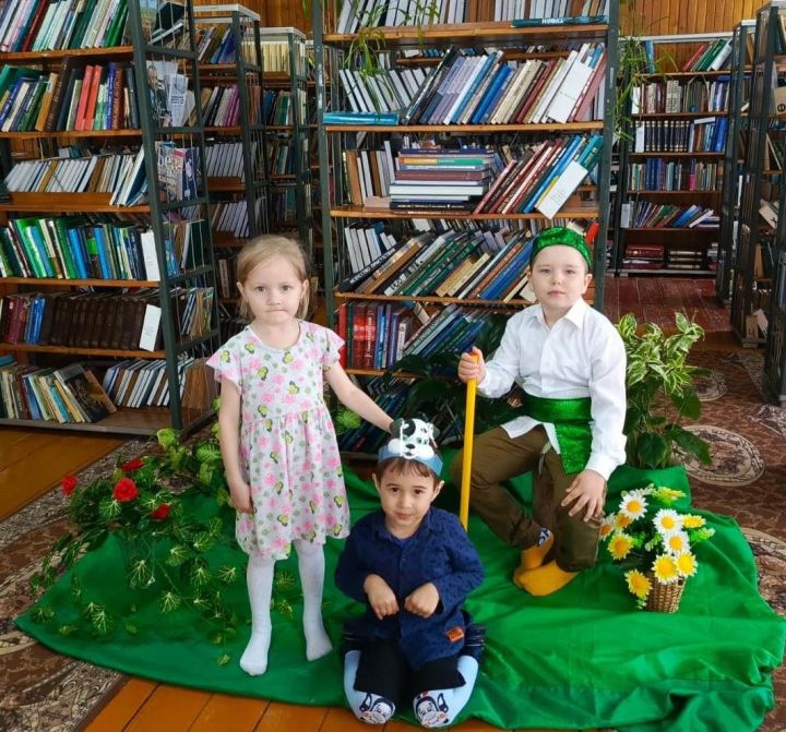Тирсә авыл китапханәсендә «Без Тукай оныклары» дип исемләнгән әдәби –музыкаль кичә узды