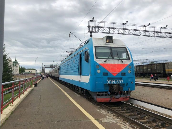 С 16 мая на пригородном поезде Нижнекамск-Ижевск вводится новая остановка