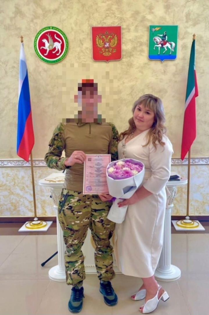 Участник СВО из Агрызского района зарегистрировал свой брак во время отпуска