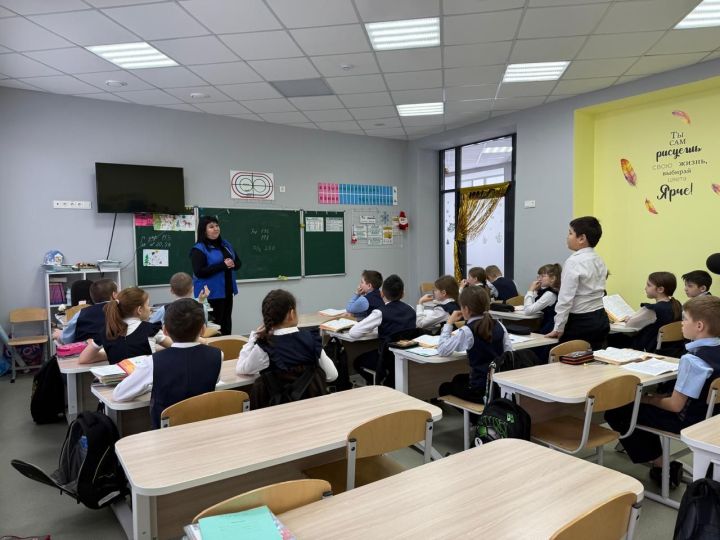 Четвероклассники школы №4 изучили правила зимнего поведения на дорогах