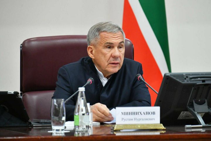 Усилить меры наблюдения за воздушным пространством поручил Минниханов