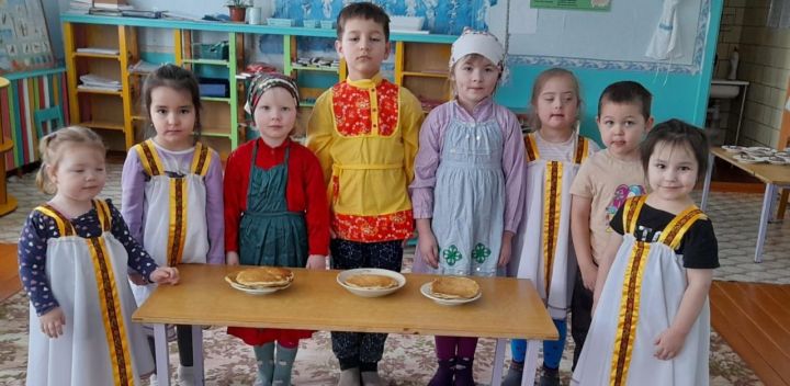 Кичкетанская школа отпраздновала Масленицу с вкуснейшими блинами