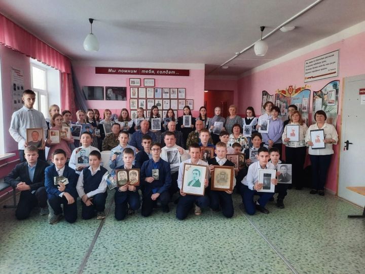 В Сарсак-Омгинском лицее состоялся парламентский урок «Святое дело – Родине служить!»