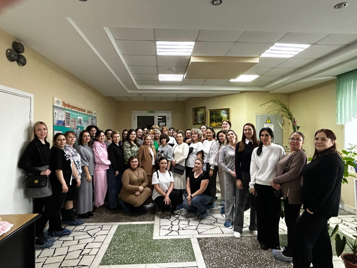 В агрызской школе №3 прошел квест для мам