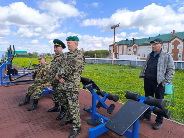Тирсә мәктәбендә укучыларны хәрби хезмәт нигезләренә өйрәтү буенча укулар тәмамланды