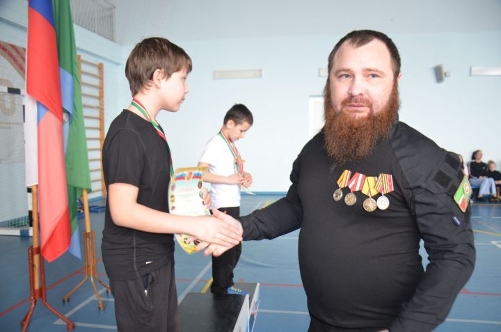 Ранение не стало препятствием: житель Агрыза Ленар Зайнуллин осваивает адаптивный спорт