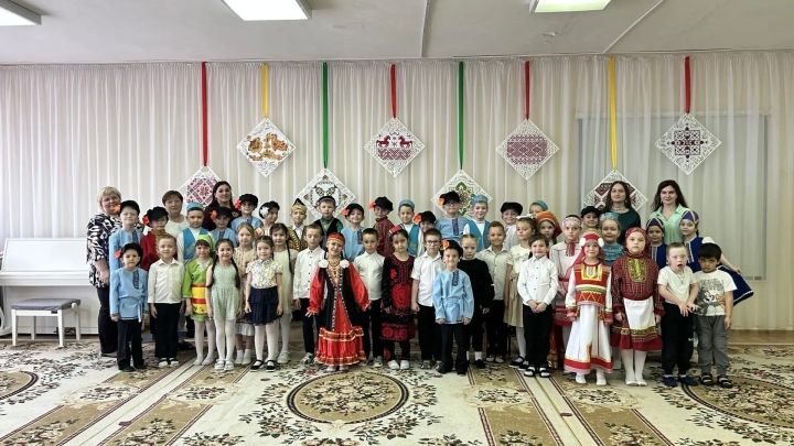 В детском саду № 7 прошёл фестиваль «Народы России единством сильны»
