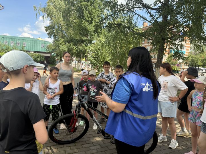 В школе № 2 прошла квест-игра по правилам дорожного движения