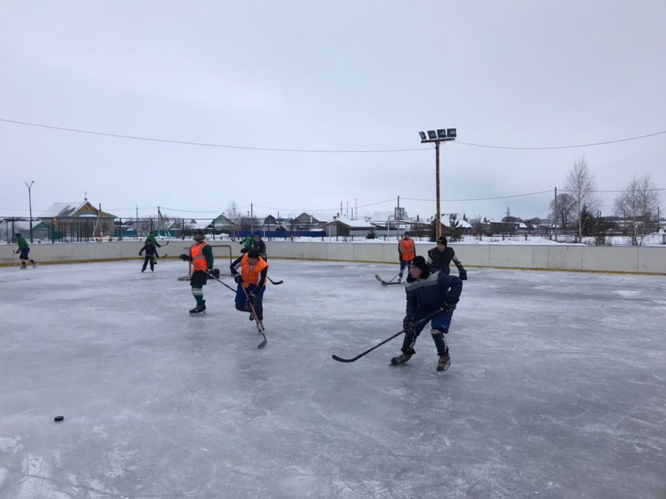 Терсинские хоккеисты соскучились по льду