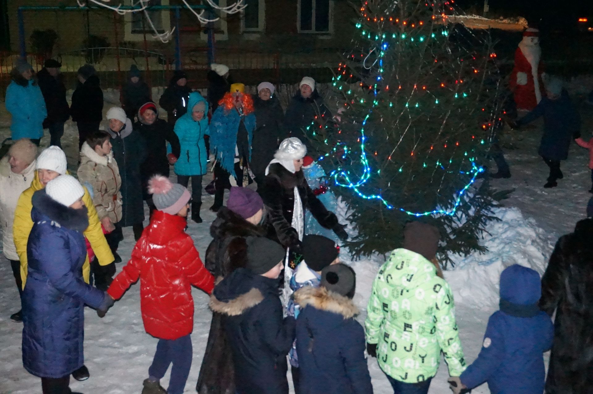 В ТОС "Кировское" прошел новогодний праздник