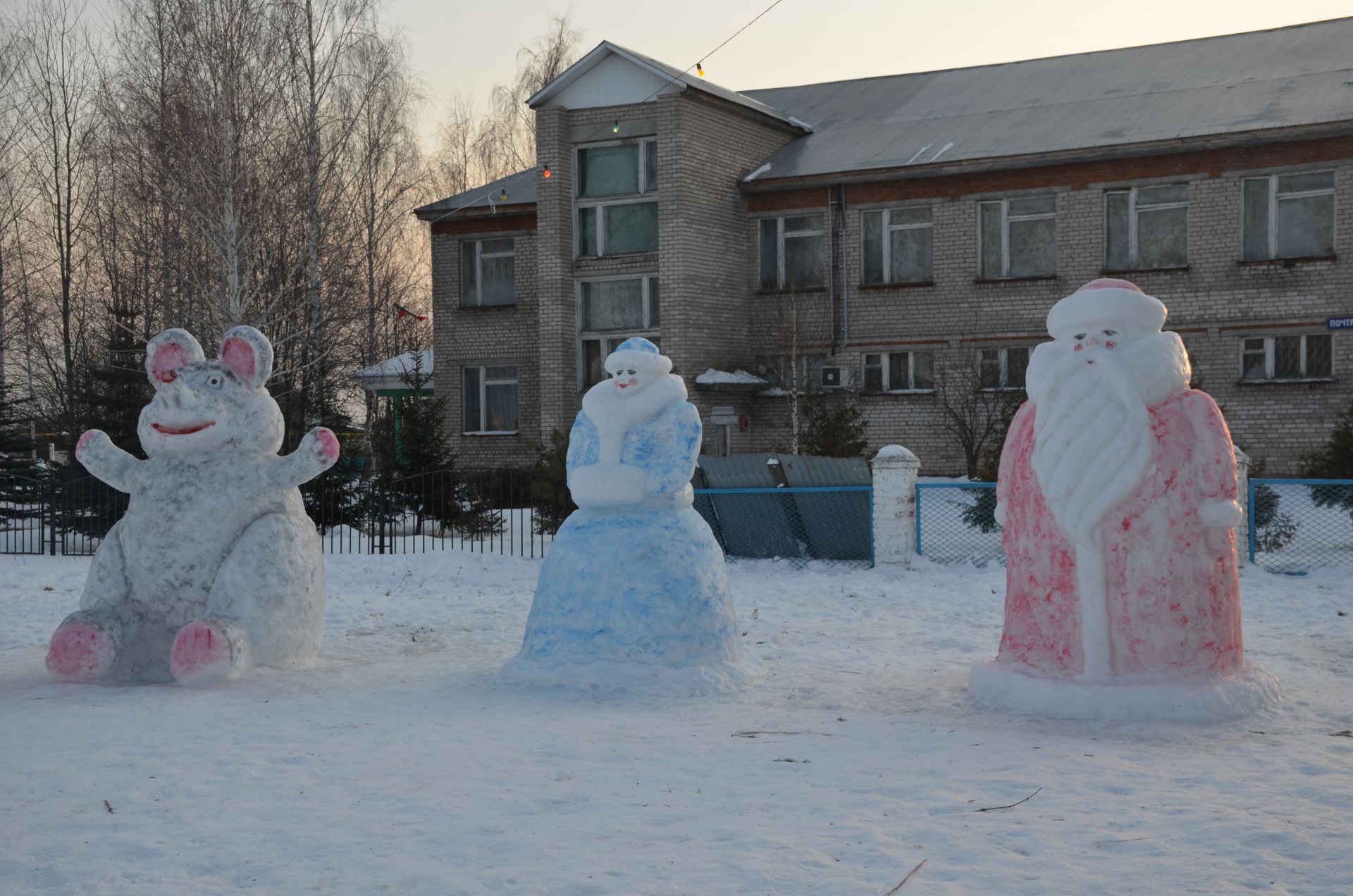 Кичкетаңда Яңа елны зур әзерлек белән каршы алганнар