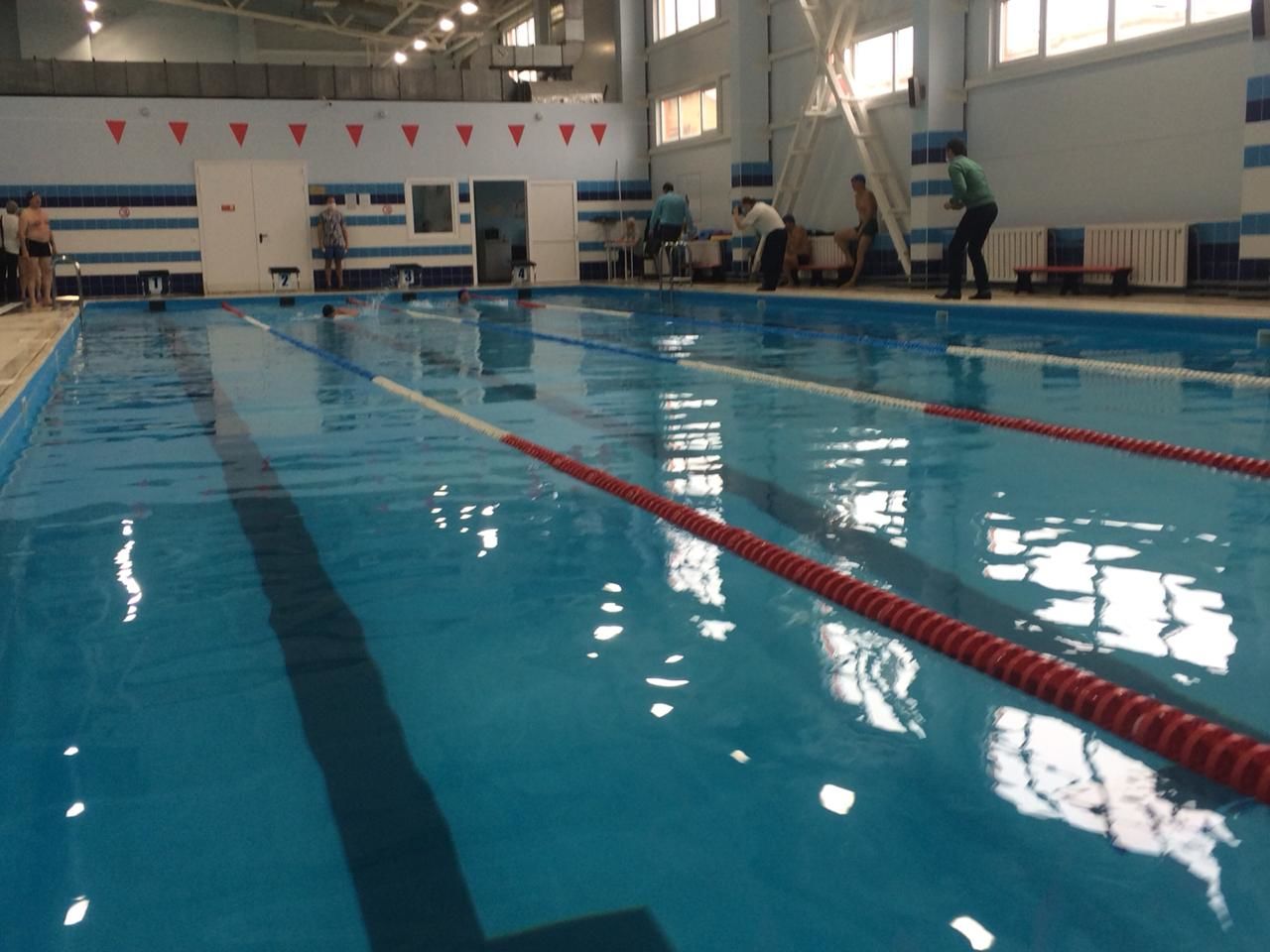 В СОК "Олимп" прошли соревнования по плаванию