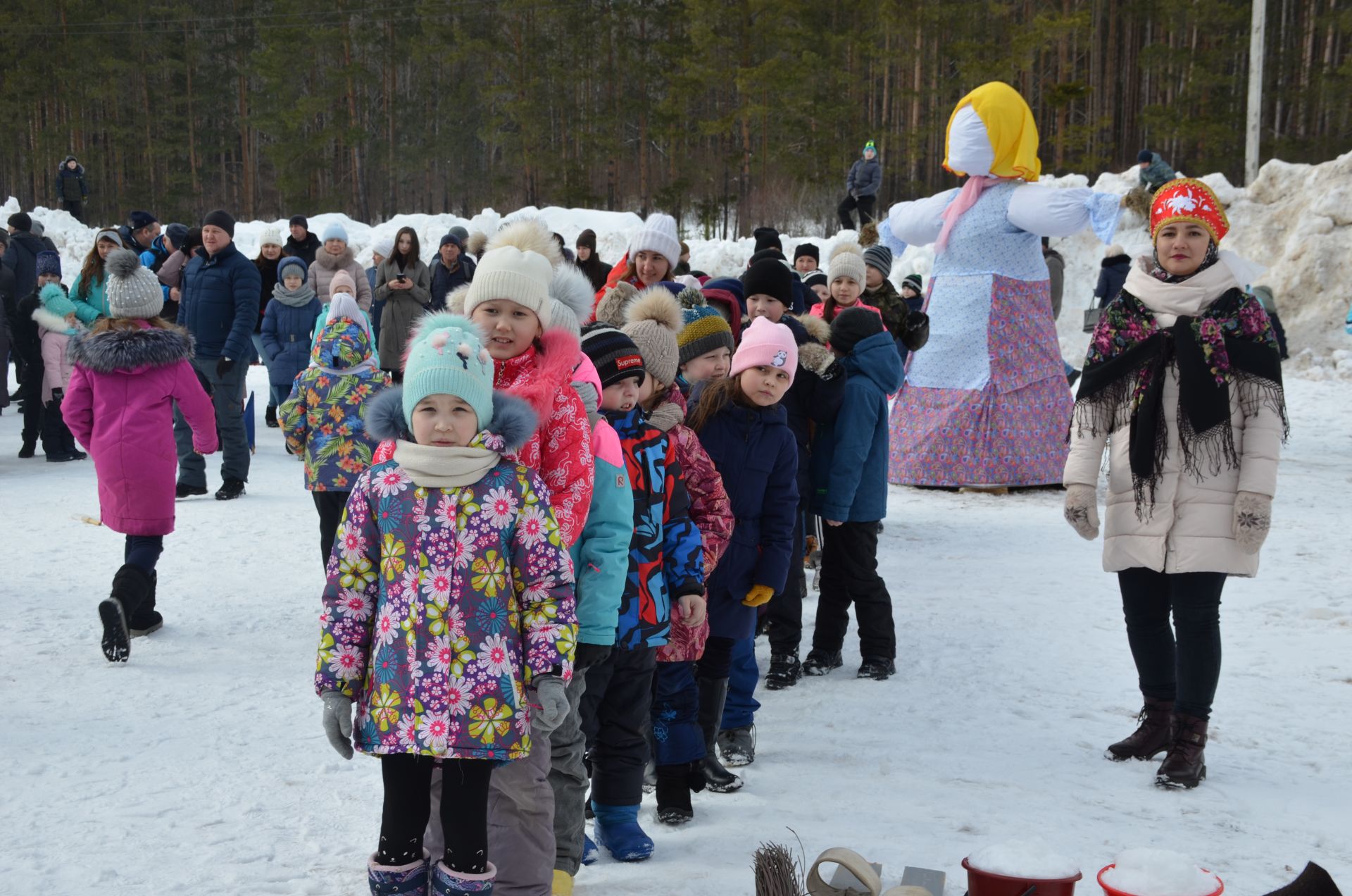 Әгерҗедә Май чабу бәйрәмендә олысы-кечесе күңел ачты