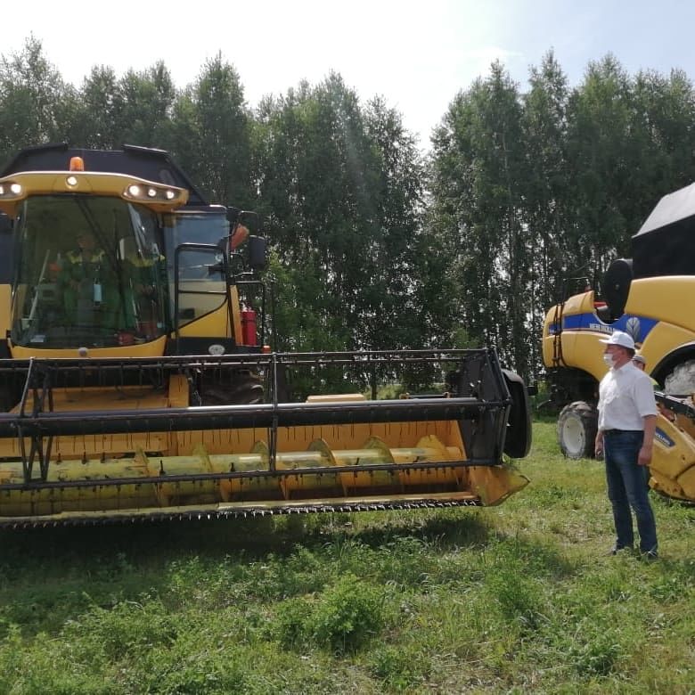 В Агрызском районе проверили готовность техники к уборке урожая