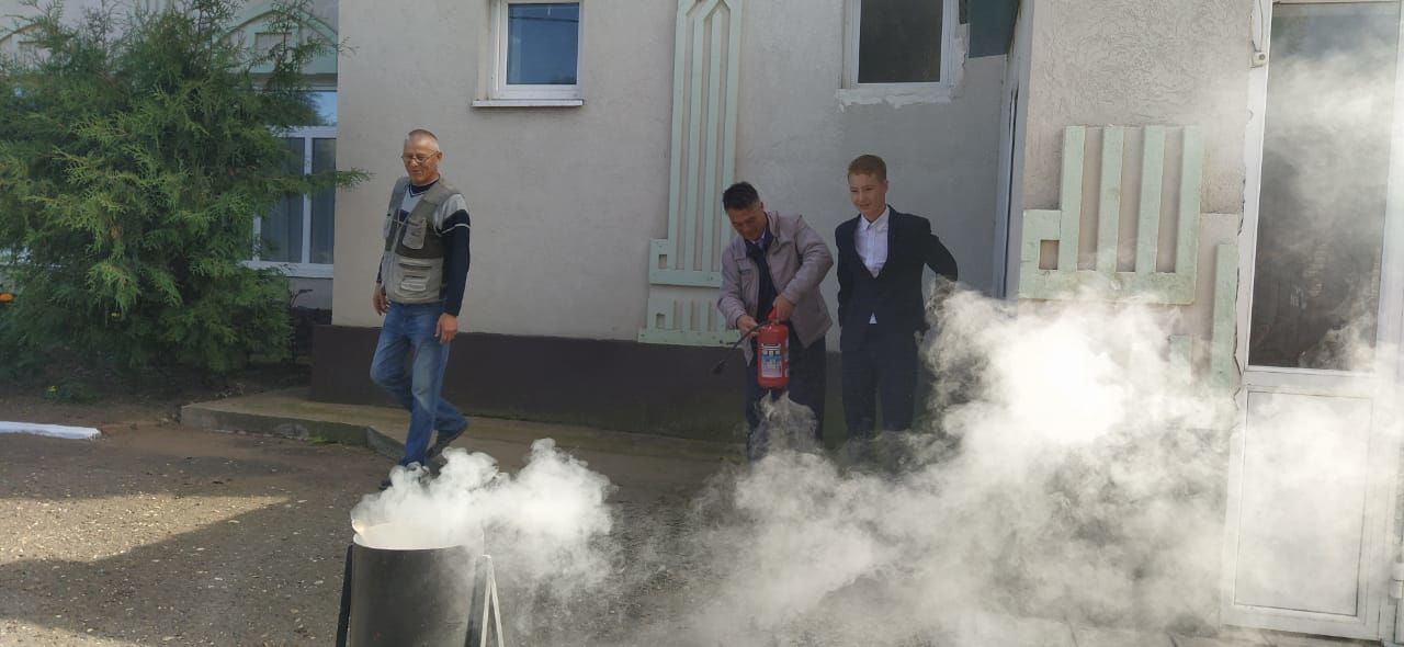 В Иж-Бобьинской школе прошла необычная эвакуация (ФОТО, ВИДЕО)