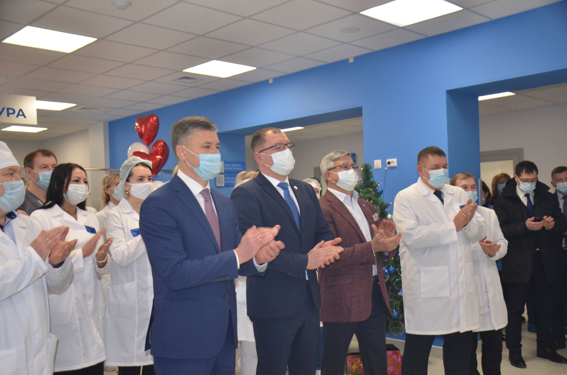 В Агрызе торжественно открыли новую поликлинику (ФОТО)