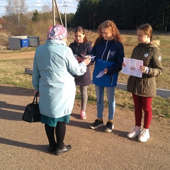 Воспитанники приюта "Ласка" призвали жителей сделать прививку