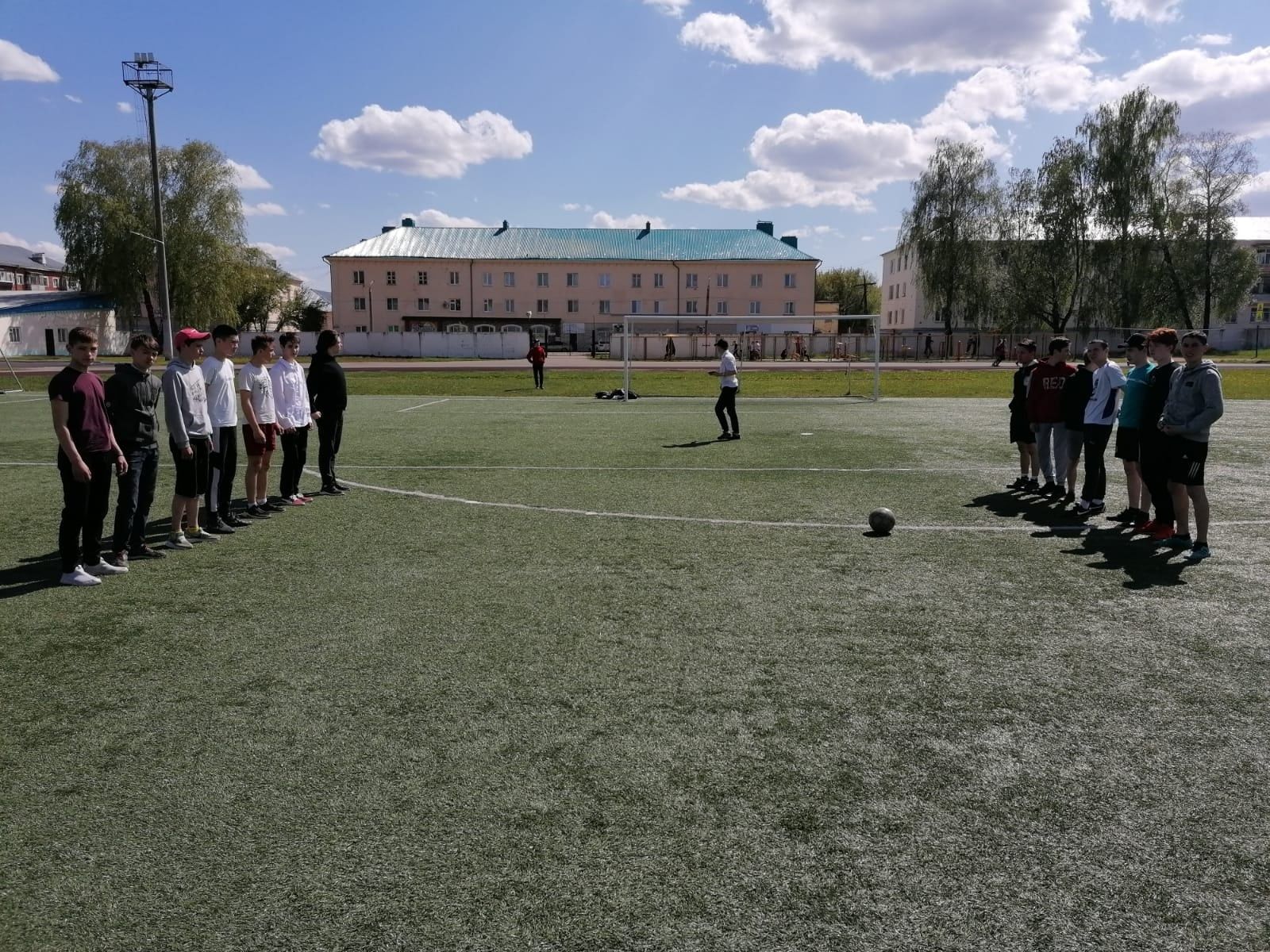 В Агрызе прошли соревнования по мини-футболу среди студентов колледжа