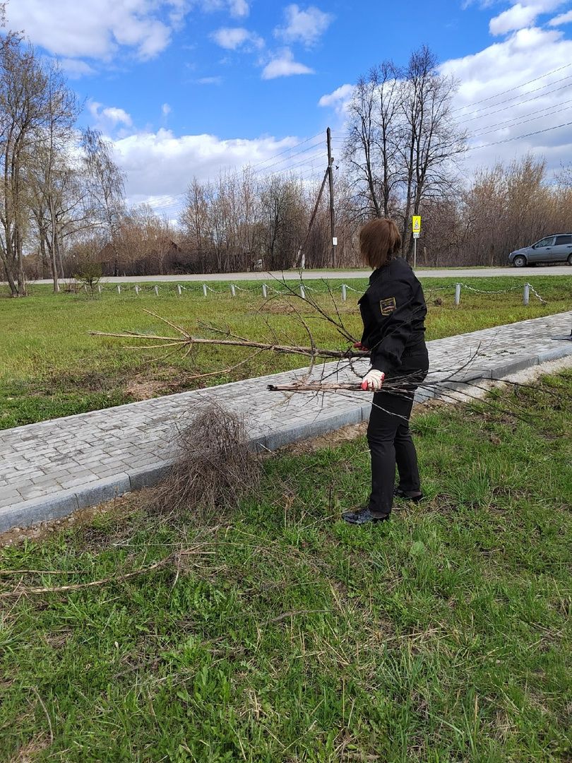 В Агрызе почтили минутой молчания павших на войне