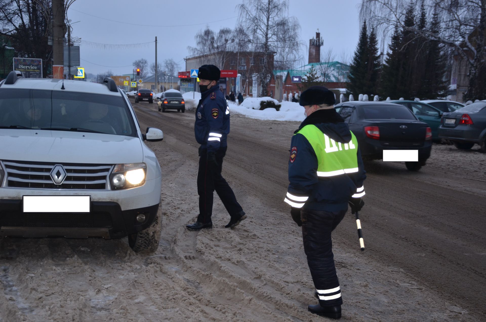 Два пассажирских автобуса столкнулись из-за непогоды
