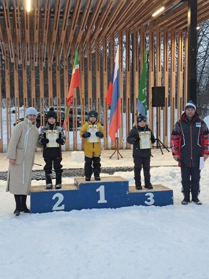 В Агрызе открыли лыжный сезон