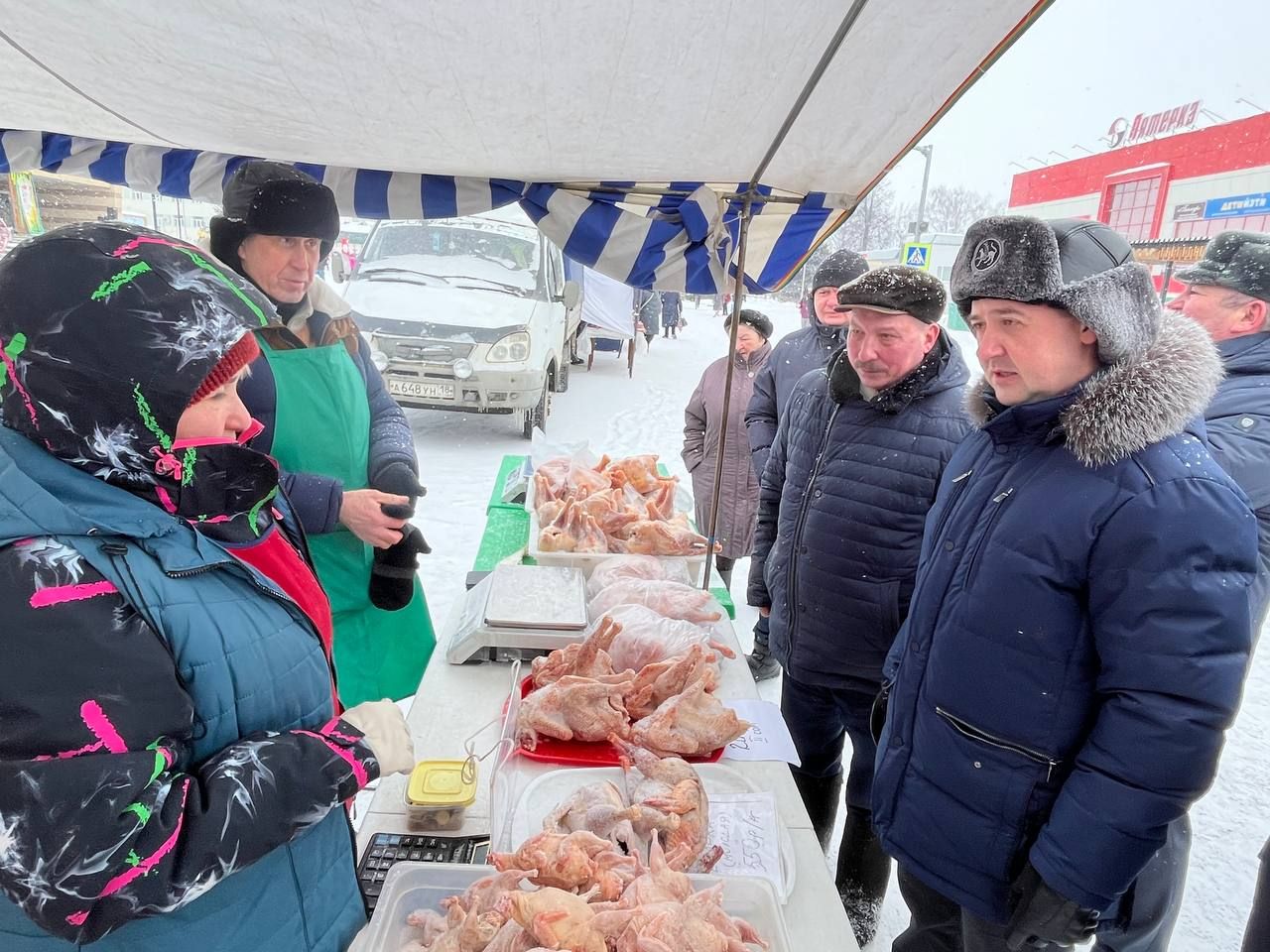 В Агрызе состоялись Масленичные гуляния