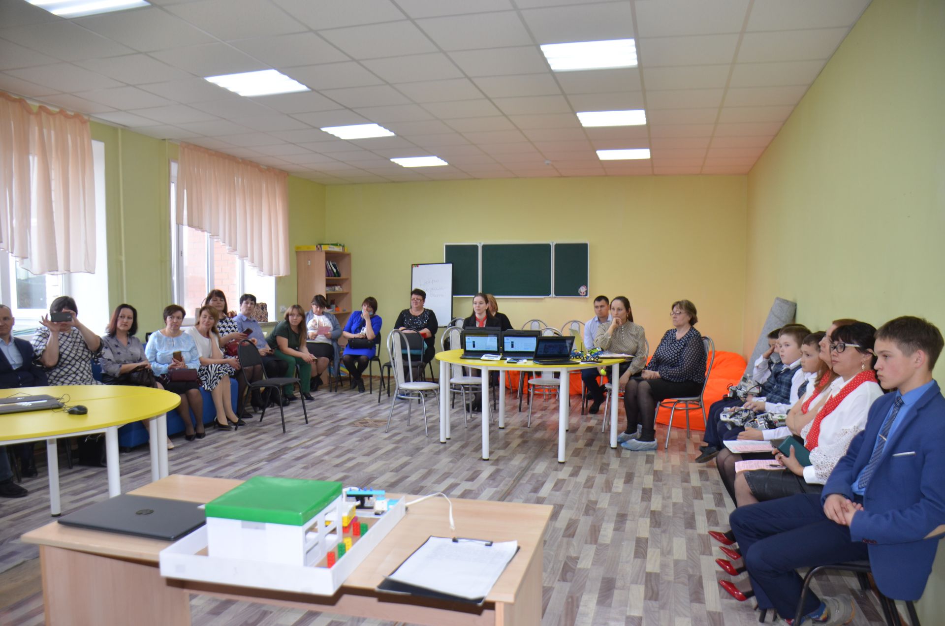 В школе №3 прошел семинар, посвященный деятельности центрам «Точка роста» (ФОТОРЕПОРТАЖ)