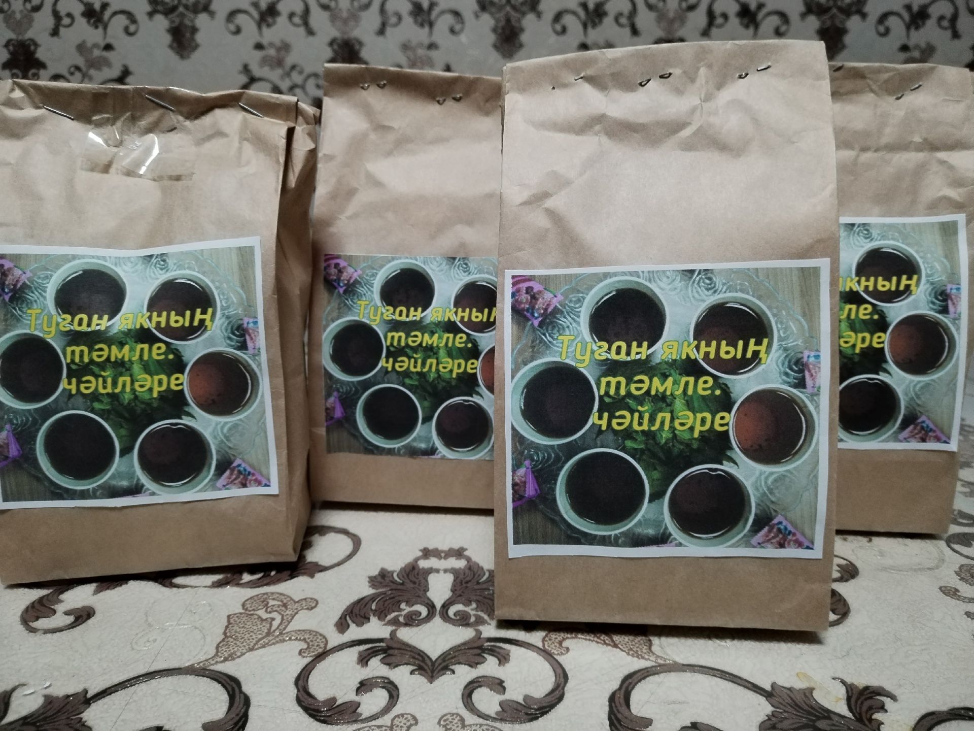 Ямурзинцы изготавливают чаи из различных целебных трав для отправки в зону СВО