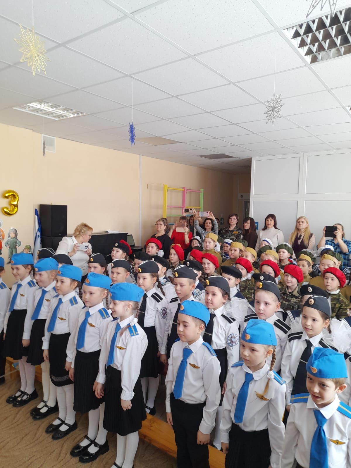 В Агрызе прошел межрегиональный конкурс-смотр строя и песни среди дошкольных учреждений