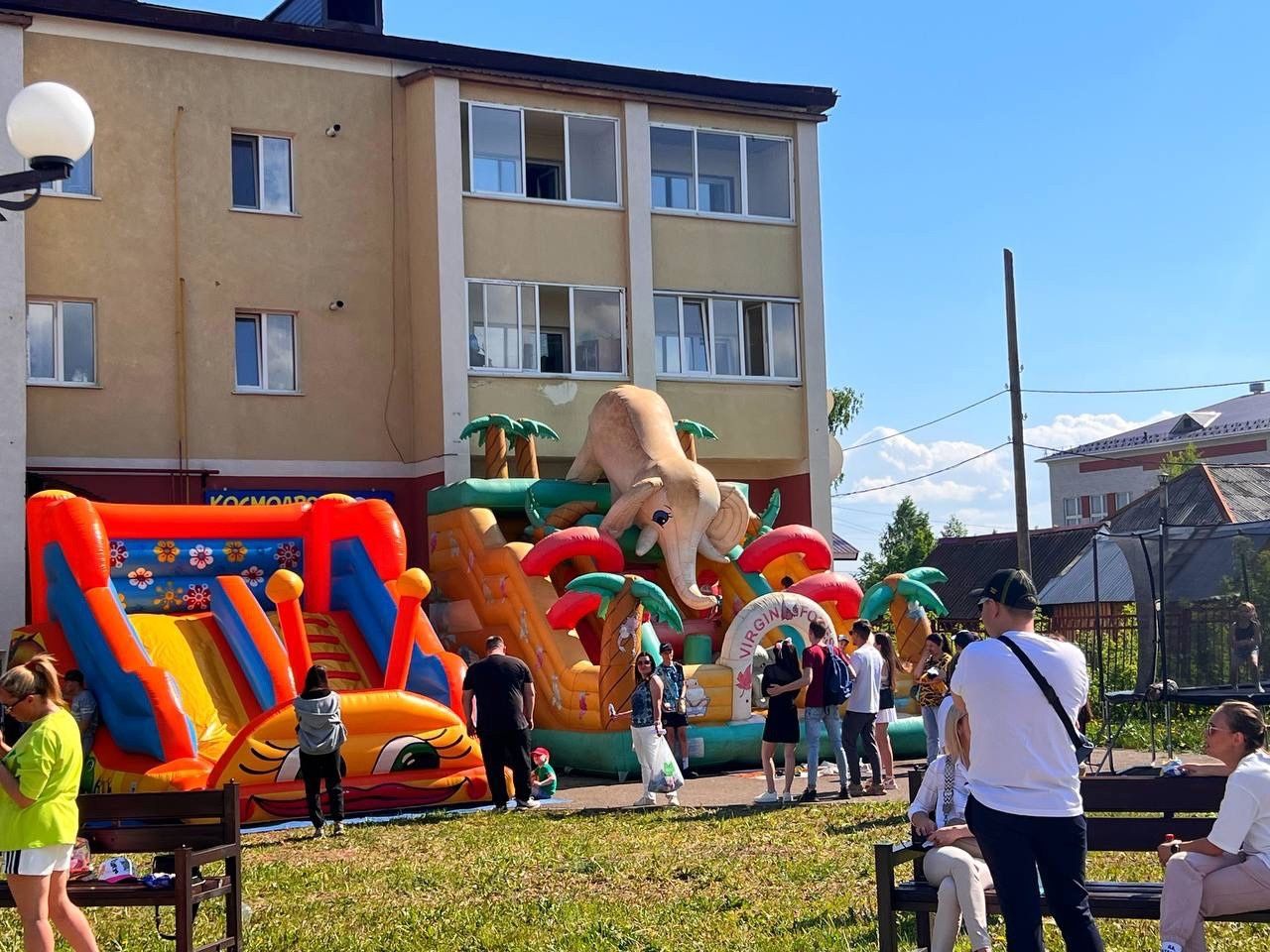 В Агрызе ярко отмечают День защиты детей